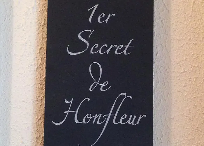 Apartment 1er Secret De *