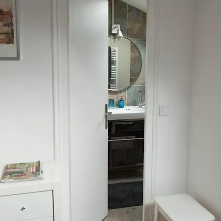 1号翁弗勒尔秘密酒店 * 翁弗勒尔