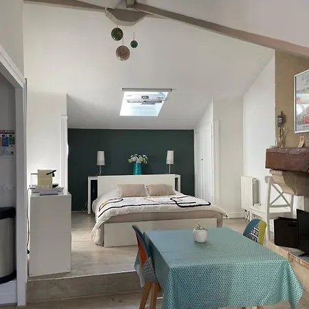 1号翁弗勒尔秘密酒店 * 翁弗勒尔