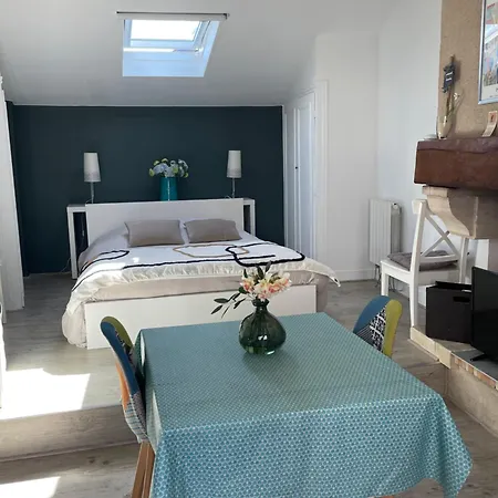 1号翁弗勒尔秘密酒店 公寓 *